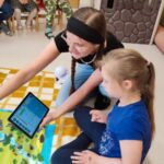 Cyfrowi Eksperci i robot Photon!
